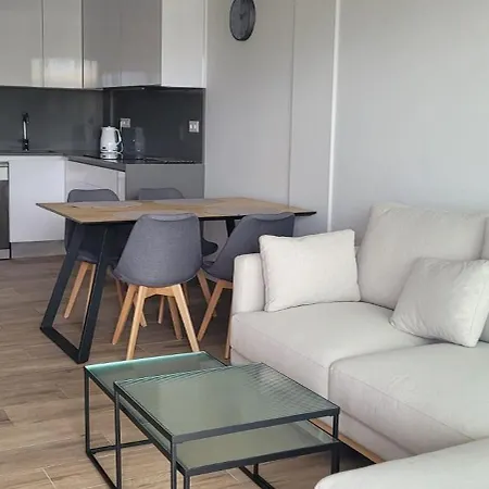 Claudia I Apartment Arenales del Sol